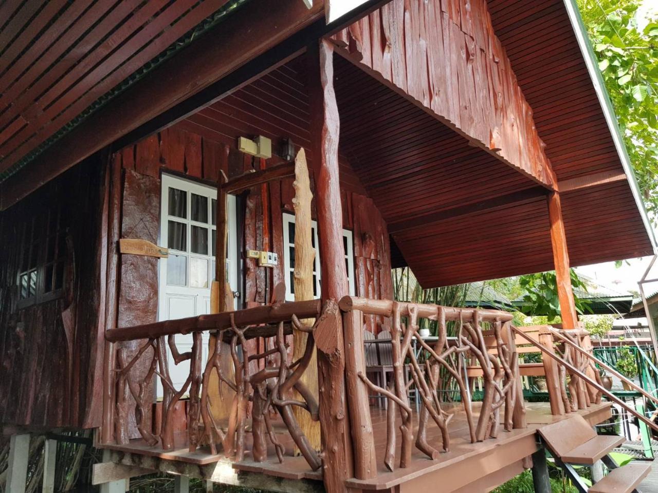 Sam'S House Kanchanaburi Extérieur photo